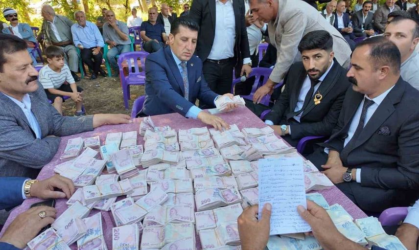 Şırnak'ta göz alıcı düğün: 6 milyon lira takı ve 35 koyun kesildi
