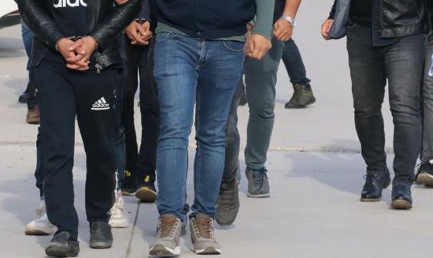 Şırnak'ta Uyuşturucu ve Kaçakçılık Operasyonunda 20 Kişi Gözaltına Alındı