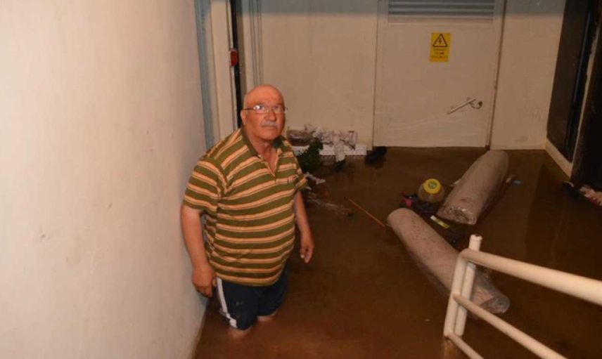 Sivas'ı sel esir aldı: 16 ev hasar gördü