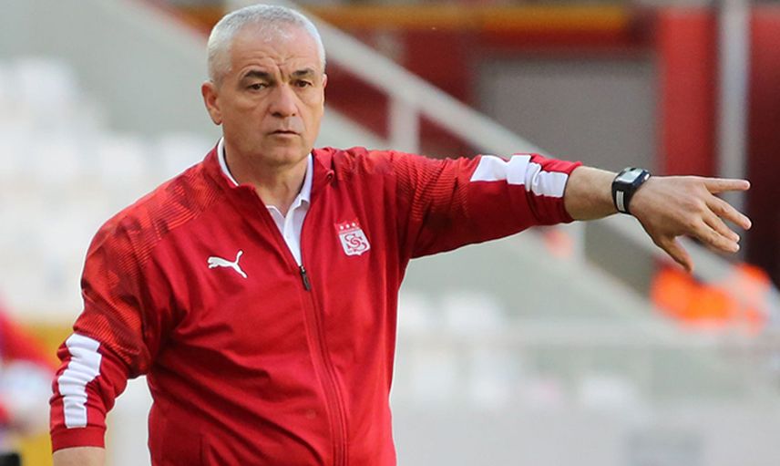 Sivasspor Teknik Direktörü Rıza Çalımbay Beşiktaşlı Oğuzhan Özyakup'un Transferi Hakkında Konuştu!
