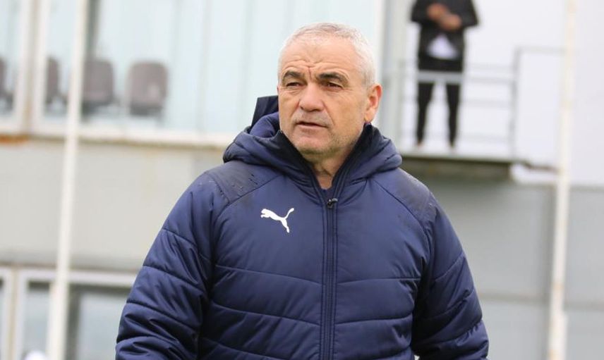Sivasspor'da Rıza Çalımbay, Galatasaray galibiyetinden memnun olduklarını ve Türkiye Kupası'nda oynayacakları Alanyaspor maçının kulüp tarihi için çok önemli olduğunu söyledi