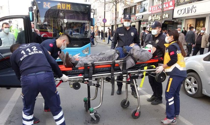 Sivas’ta 2 Otomobil İşlek Caddede Çarpıştı: 1 Yaralı