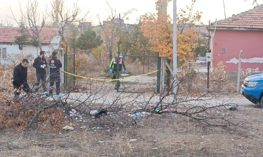 Şizofreni hastası genç dehşet saçtı!