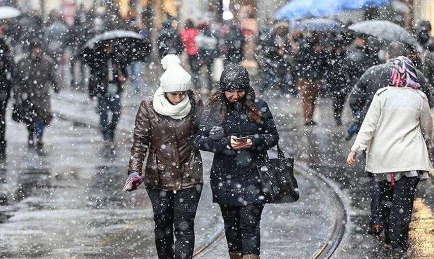Soğuk hava dalgası kapıyı çalıyor: Kar yağışı için tarih verildi