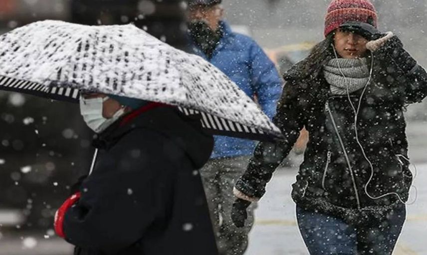 Soğuk havalar beraberinde karı getiriyor: Meteoroloji o iller için gün verdi