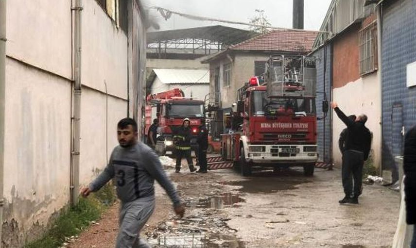 Son Dakika! Bursa'da Tekstil Fabrikasında Yangın Çıktı