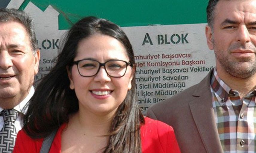 Son Dakika: CHP'de Yaprak Dökümü! Saliha Sera Kadıgil Sütlü İstifa Etti
