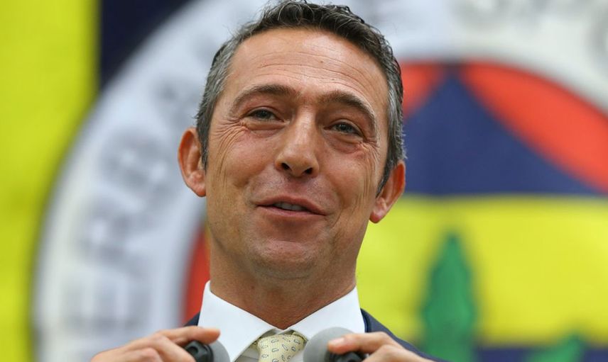 Son Dakika: Fenerbahçe'de Teknik Direktör Mesut Özil Etkisiyle Favre Oluyor