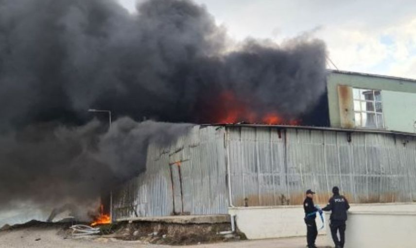 Son dakika: Karabük'te fabrikada korkutan yangın
