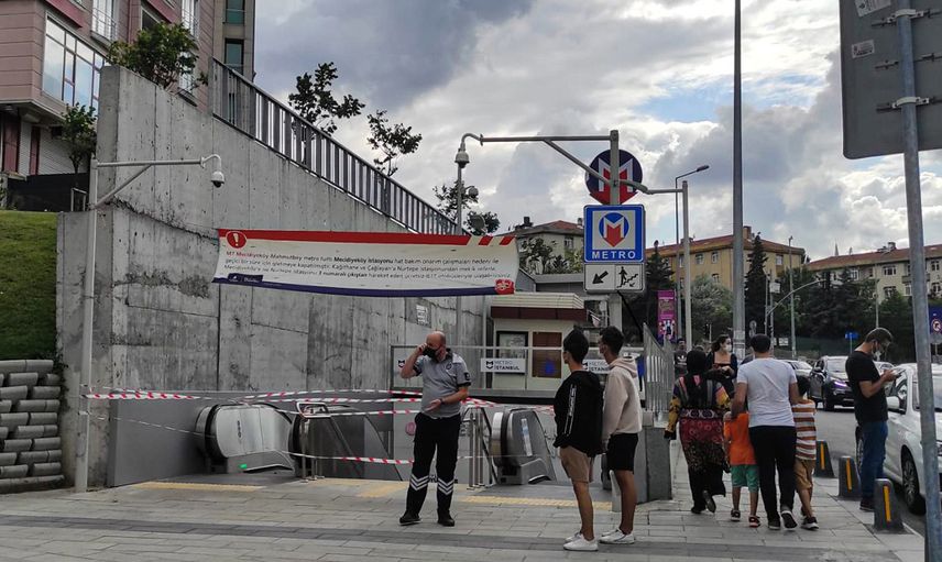 Son Dakika: Mecidiyeköy-Mahmutbey Metro Hattı'nda Yangın Çıktı!