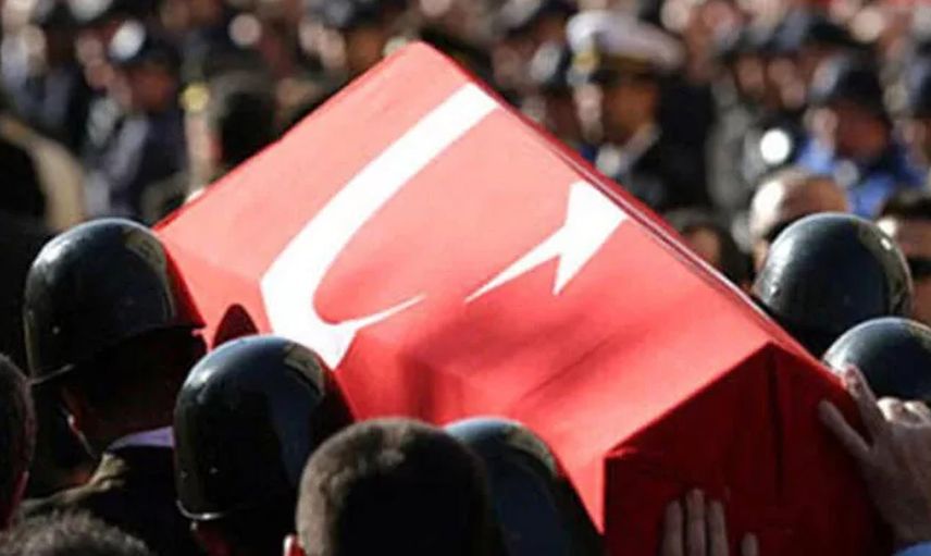 Son Dakika! Pençe-Kilit operasyon bölgesinde açılan taciz ateşi sonucu bir asker şehit oldu!