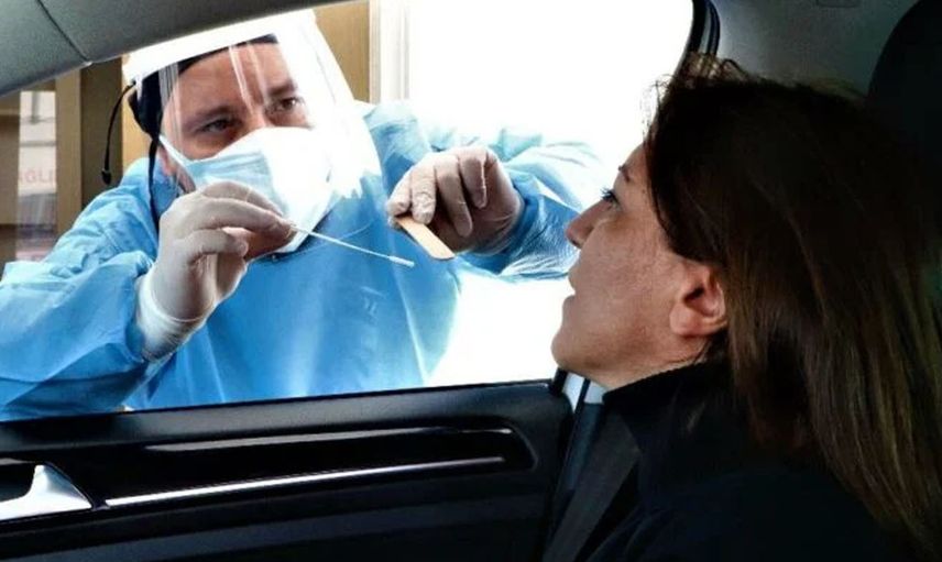 Son Dakika Türkiye'de Bir İlk, Açık Hava PCR Test Alanı Kuruldu, Arabada Test İmkanı Sağlanıyor!