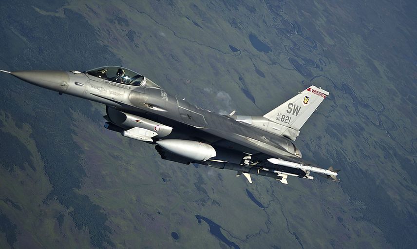 Son Dakika: Yunanistan'a Ait F-16 Savaş Uçağı Düştü!