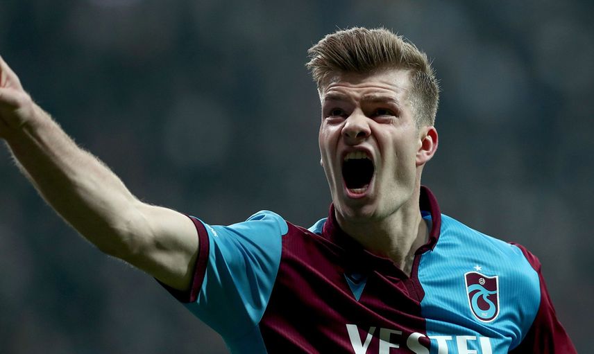 Sörloth Trabzonspor Taraftarına İsyan Etti