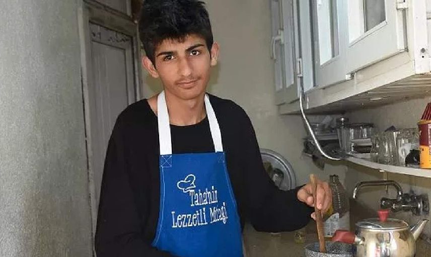 Sosyal medya fenomeni Taha Duymaz'ı görenler tanıyamıyor! Estetikle bambaşka biri olan Duymaz'ın kepçe kulak açıklaması herkesi şaşırttı!