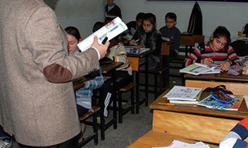 Sosyal Medya Gündeminde! Sınıf Öğretmeninden Otizmli Öğrencisine Duygulandıran Not ‘Nergise Benziyorsun’