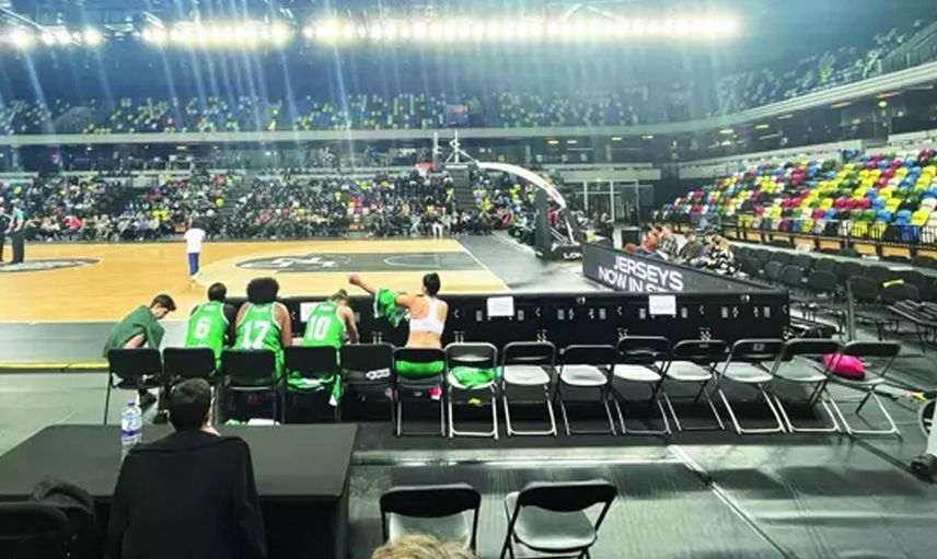 Spor tarihinde görülmemiş skandal! Bursaspor vize izni olmayınca sahaya oyuncusuz ve hocasız çıktı