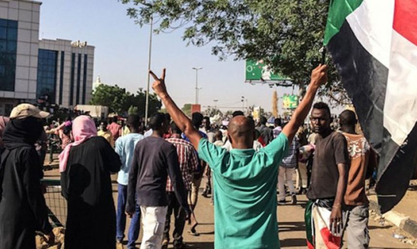 Sudan'daki Muhalif Gruplar Halkı Sokağa Çağırdı