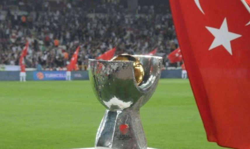 Süper Kupa final maçı hangi gün saat kaçta? 2022-2023 Süper Kupa finalini hangi takımlar oynayacak?