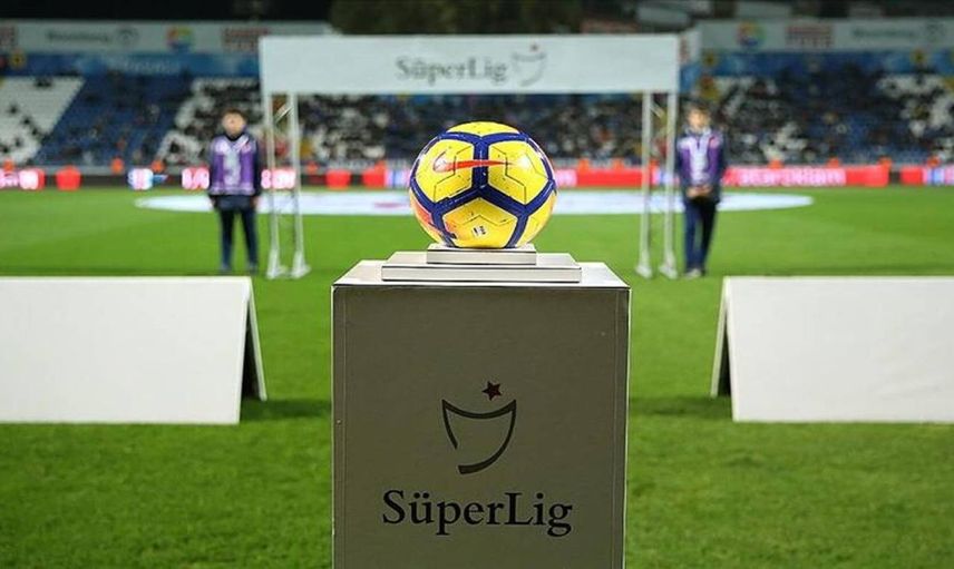 Süper Lig ekibi Samsunspor’a 2 dönem transfer yasağı cezası verildi
