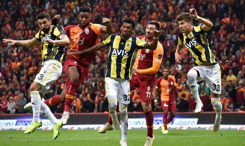 Süper Lig'de heyecan dorukta: Galatasaray ve Fenerbahçe arasındaki şampiyonluk savaşı kızışıyor!