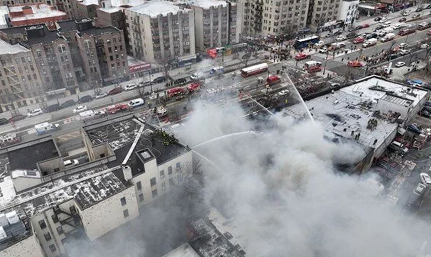 Süpermarkette korkutan yangın: En az 7 kişi yaralandı