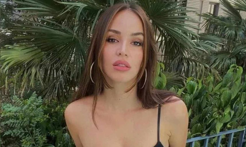 Survivor Berna yine yaptı yapacağını! Derin göğüs dekolteli büstiyeriyle parmak ısırttı! Berna Keklikler’den olay paylaşım