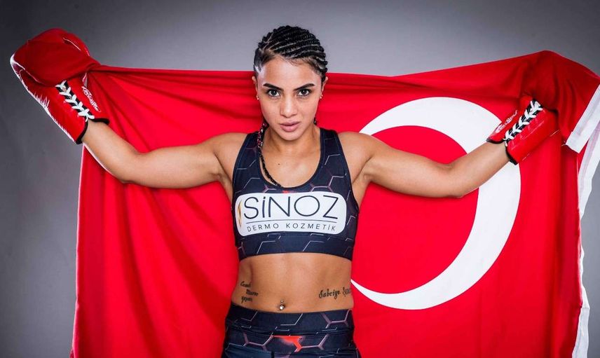 Survivor yarışmacısı Sabriye Şengül sarı bikinisiyle sosyal medyada deprem yarattı! Milli sporcu Sabriye Şengül eski halini unutturdu