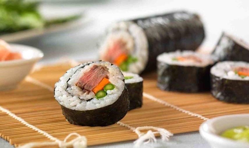 Sushi tarifi : en güzel ve lezzetli Suşi nasıl yapılır? Suşi malzemeleri ve pratik tarifi