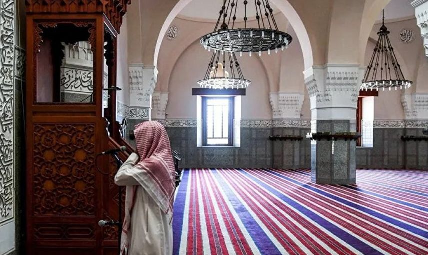 Suudi Arabistan Ezanın Sesini Kısıyor