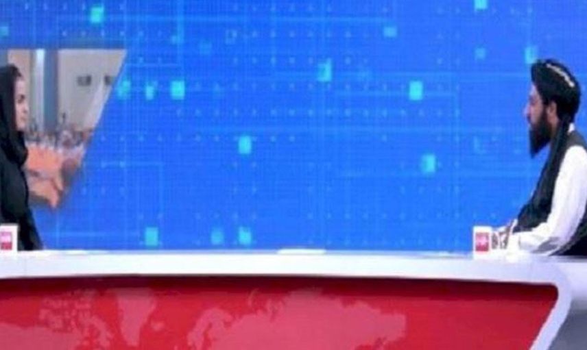 Taliban Üyesiyle Yayın Yapan Kadın Bakın Nerden Çıktı