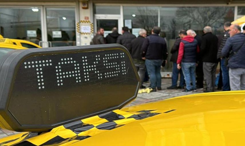 Tarife Onaylandı! İstanbul'da Taksiciler Yeni Tarife İçin Cihazlarını Güncelletiyor