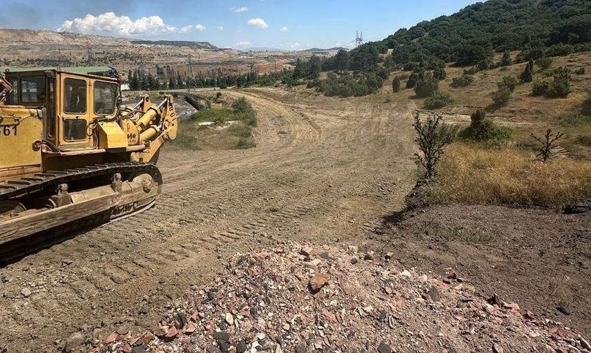 Tavşanlı'da orman yangınlarına karşı güvenlik şeridi oluşturuldu