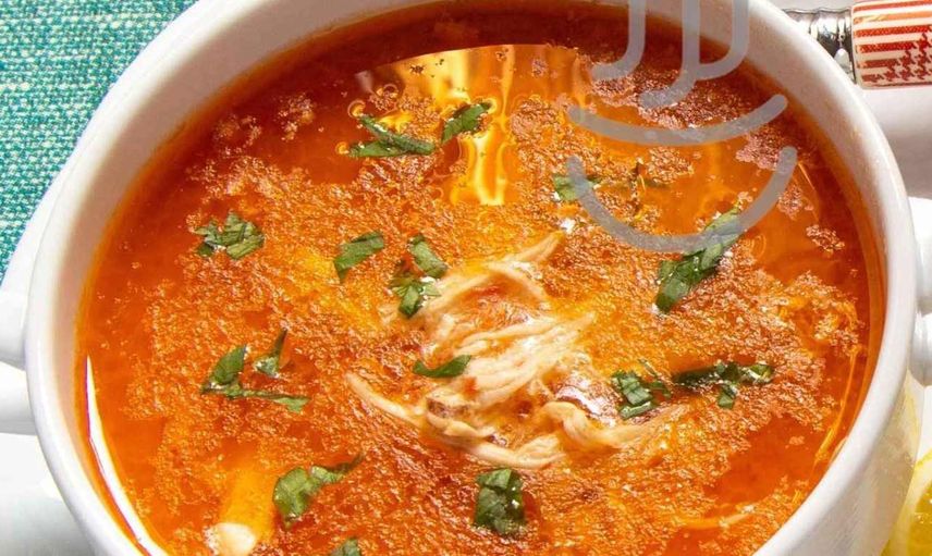 Tavuk suyu çorbası nasıl yapılır? İbn-i Sina'nın da tavsiye ettiği şifa niyetine tavuk suyu çobası!