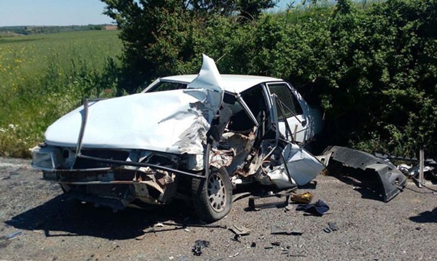 Tekirdağ’da Hurdaya Dönen Otomobilden Yaralı Kurtuldu