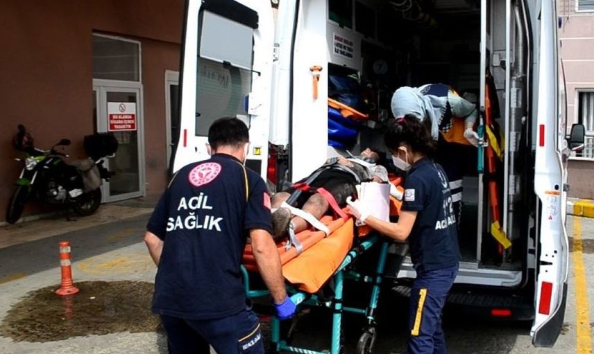 Tekirdağ'da korku dolu anlar! Köpekten kaçan çocuğa araba çarptı