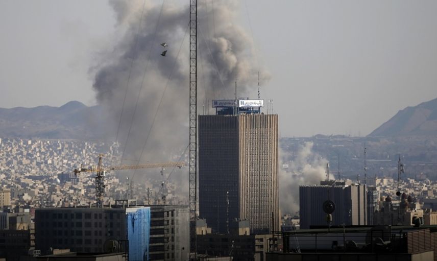 “Tel Aviv’de Korku Gecesi: İran Füzeleri İsrail’in Merkezini Vurdu”