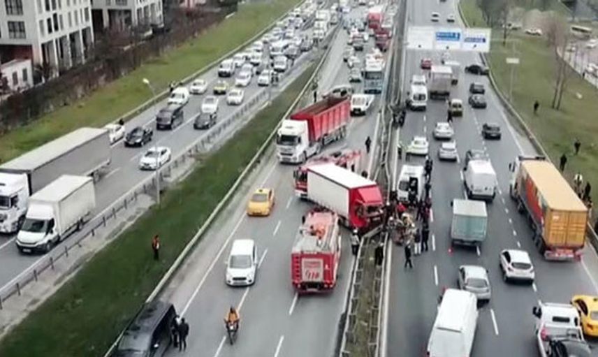 TEM Bağlantı Yolunda Feci Kaza!