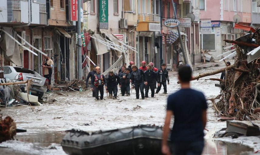 Tercihler Değişiyor, AK Parti Atağa Geçti:  Afet Olan Bölgelerde En Çok ''Bundan Sonra Oyum AK Partiye'' Sözü Duyuluyor