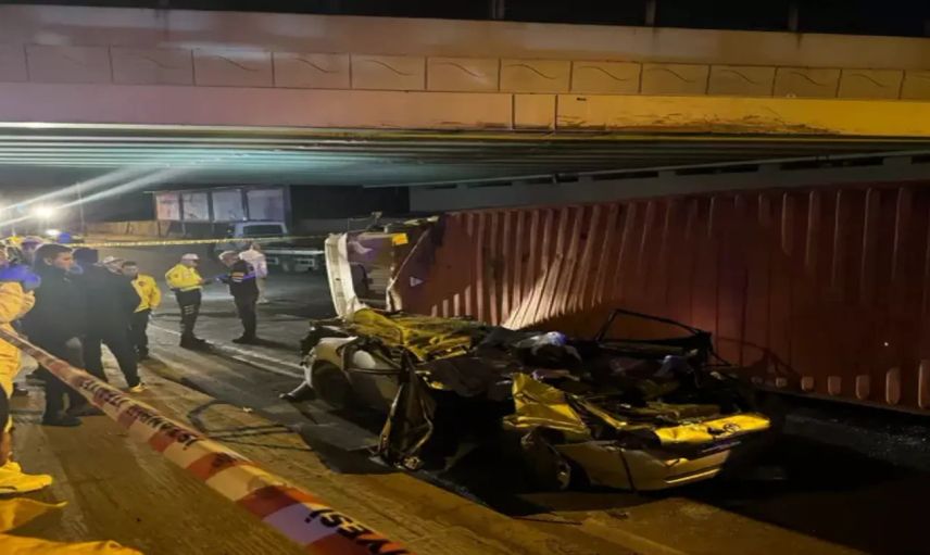 TIR şoförü uyarıları dikkate almadı: Marmaray Köprüsü'nde meydana gelen kazada 4 kişi hayatını kaybetti!