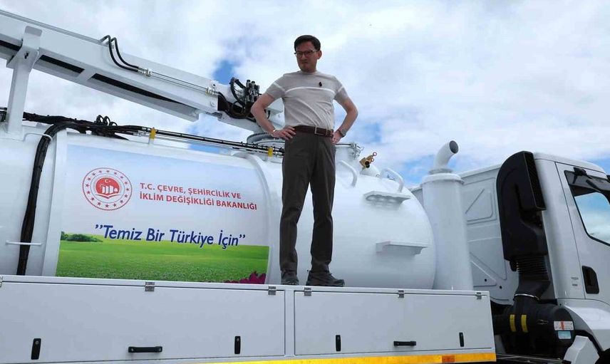 Tokat Belediyesi'ne yeni vidanjör aracı kazandırıldı