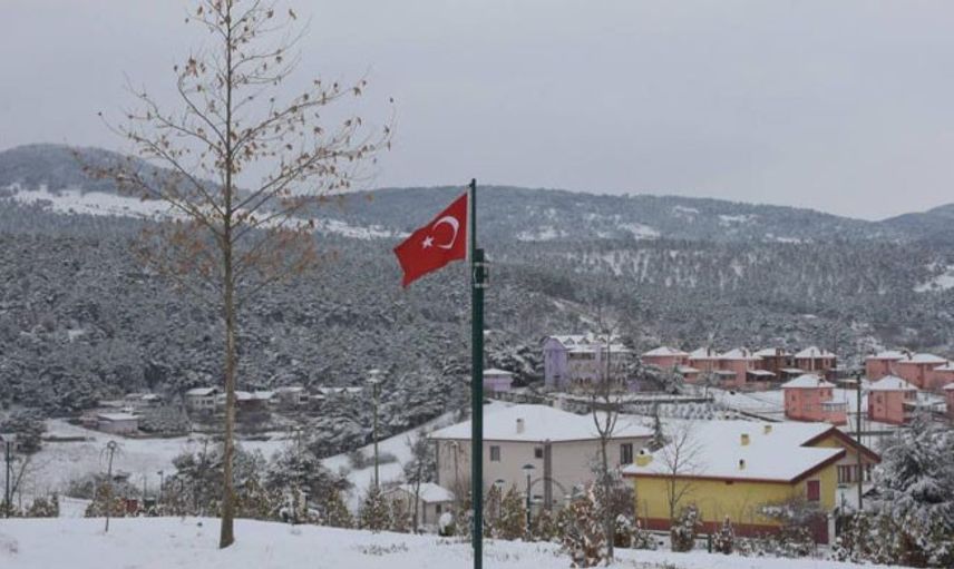 Tokat'ta Nisan Ayında Kar Yağdı