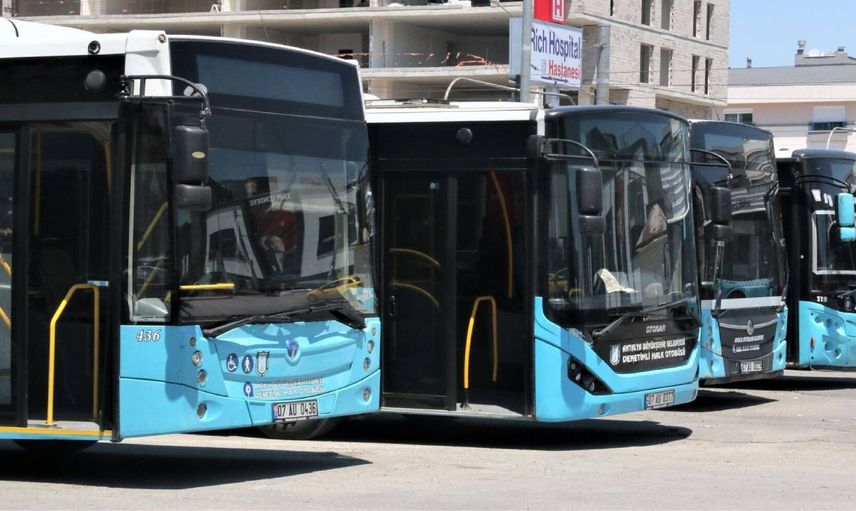 Toplu taşıma bugün ücretsiz mi? 1 Ocak 2024 Marmaray, Başkentray, otobüs, metrobüs bedava mı?