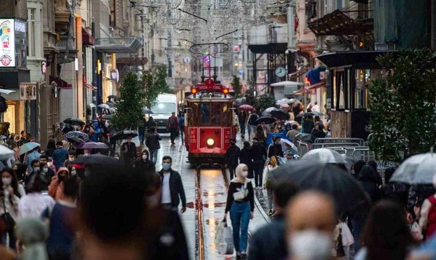 Toplu taşımada maske yasağı devam ediyor mu? Otobüs ve AVM gibi toplu yerlerde maske yasağında son durum ne?
