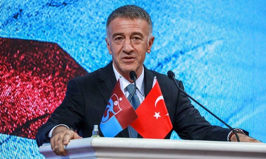 Trabzonspor Başkanı Ahmet Ağaoğlu, kulüp dergisinde yapmış olduğu şampiyonluk açıklamalarıyla taraftarlara ve camiaya seslendi