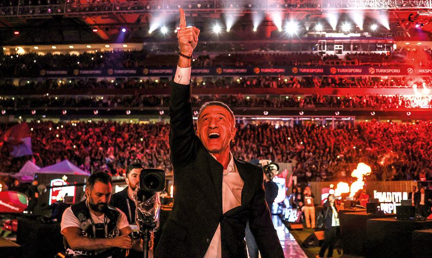 Trabzonspor Başkanı Ahmet Ağaoğlu’ndan Fenerbahçe’nin 1959 yılı öncesi şampiyonlukların tescili için yaptığı başvuruya olay gönderme!