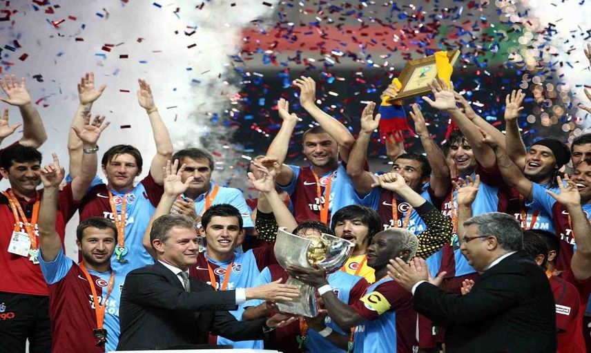 Trabzonspor kupa töreni bileti fiyatları ne kadar? Trabzonspor kombinesi olanlar kupa törenine ücretsiz ve biletsiz girebiliyor mu?