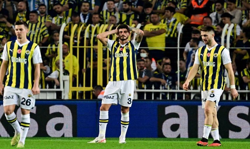 Trabzonspor maçındaki hataları tepki görmüştü: Fenerbahçeli oyuncu sahayı gözyaşlarıyla terk etti