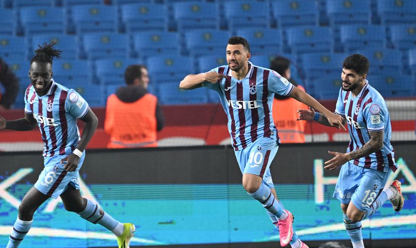 Trabzonspor nefes aldı: Hatayspor'u 2 golle geçti
