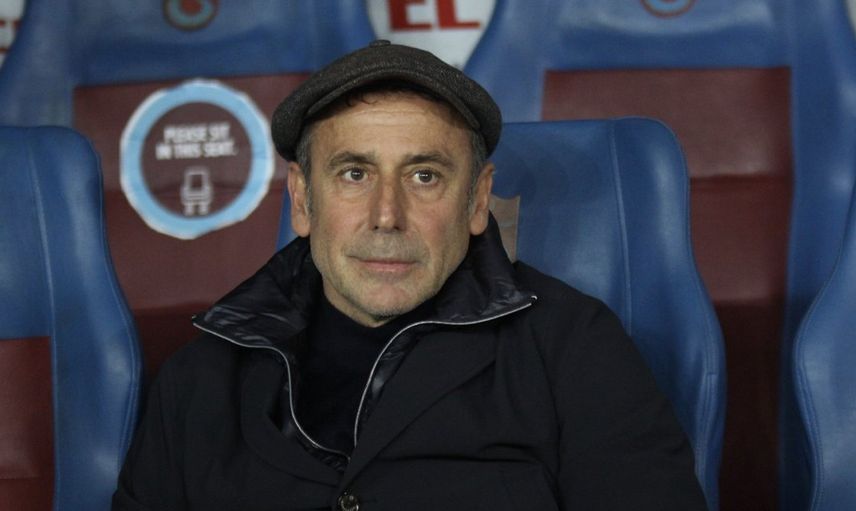 Trabzonspor Teknik Direktörü Abdullah Avcı, Djaniny ve Nwakaeme'nin geçtiğimiz sezon takımdan ayrılmak istediğini itiraf etti! Takımda kalmaları için kendisinin oyuncularını ikna ettiğini söyledi